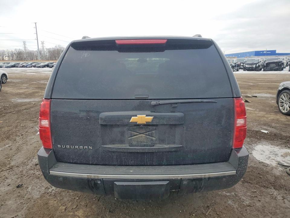2013 Chevrolet Suburban K1500 ltz
