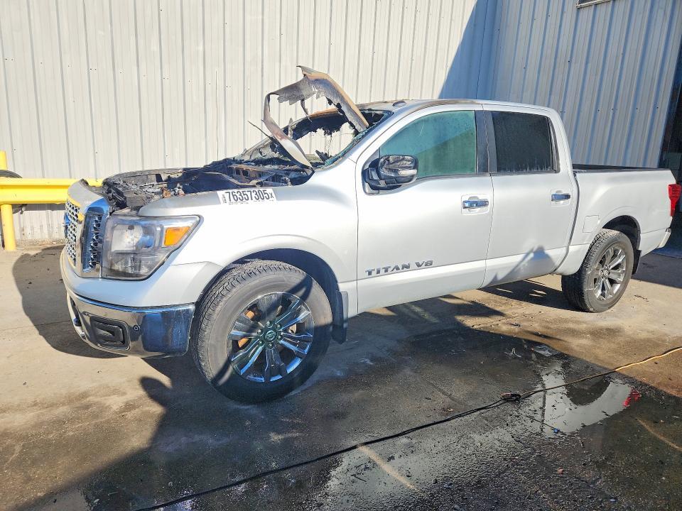 2019 Nissan Titan sv