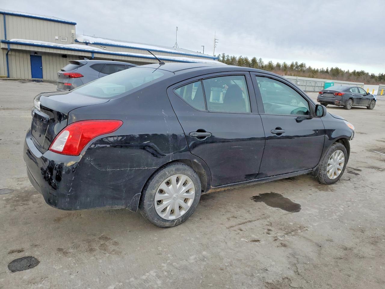 2015 Nissan Versa s