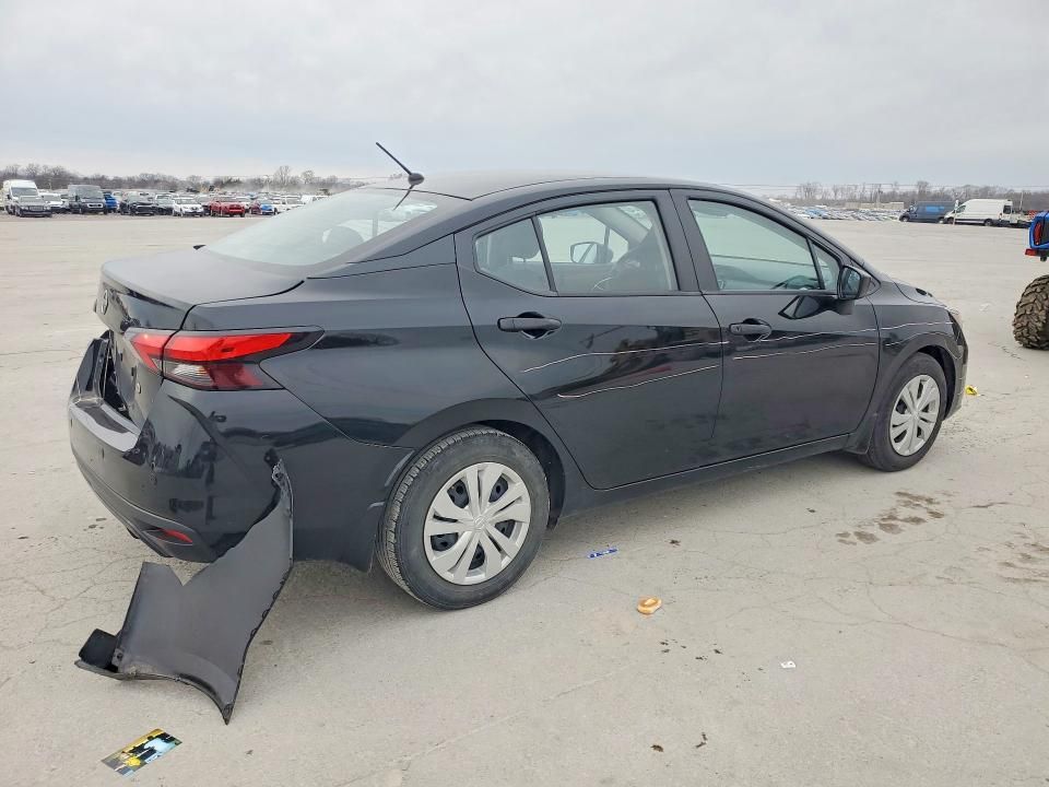 2025 Nissan Versa s