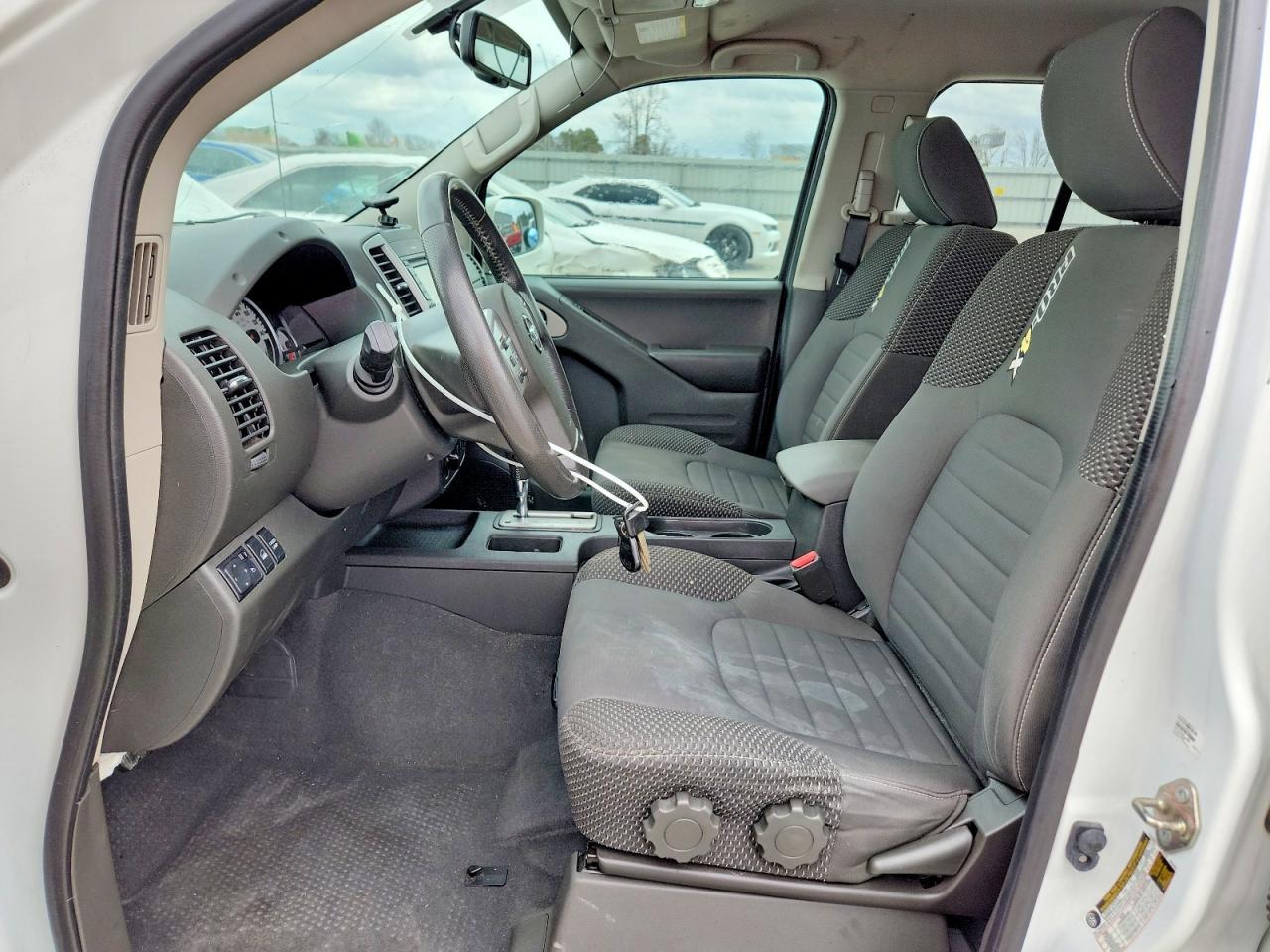2019 Nissan Frontier s