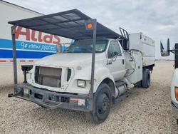 2015 Ford F750 Super Duty Chipper Truck en venta en New Braunfels, TX
