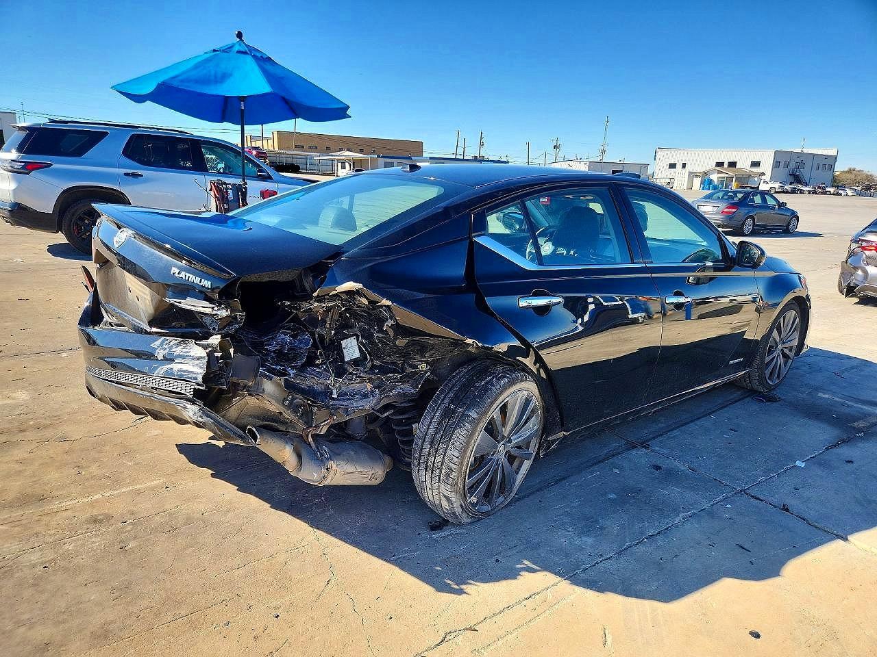 2019 Niss Altima 2.0 Platinum