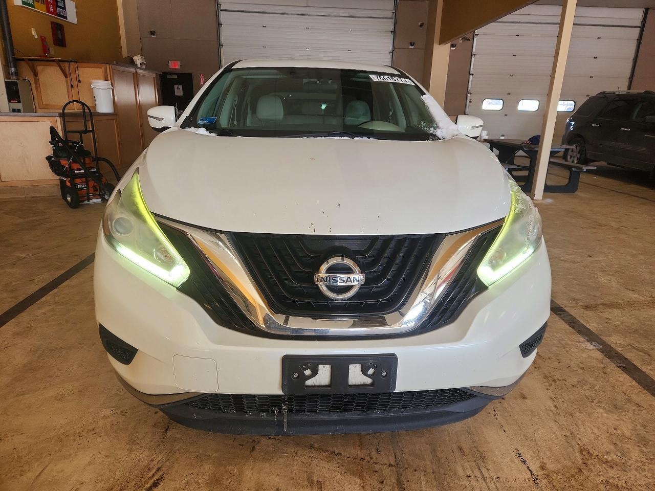 2015 Nissan Murano s