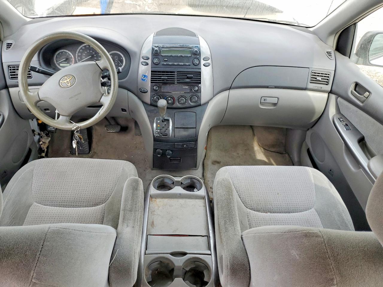 2009 Toyota Sienna ce