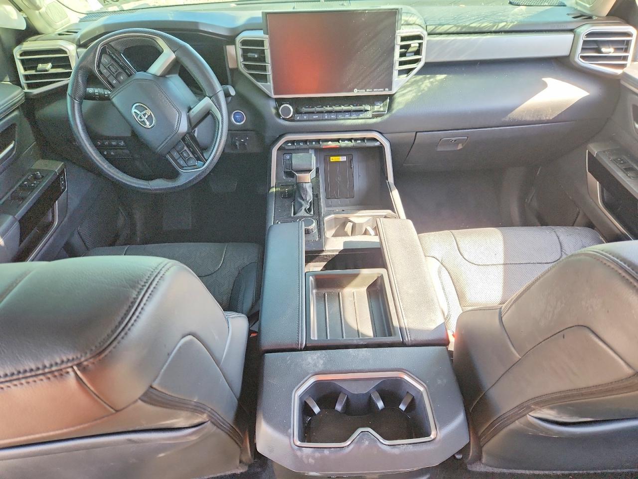 2024 Toyota Tundra Limited HV