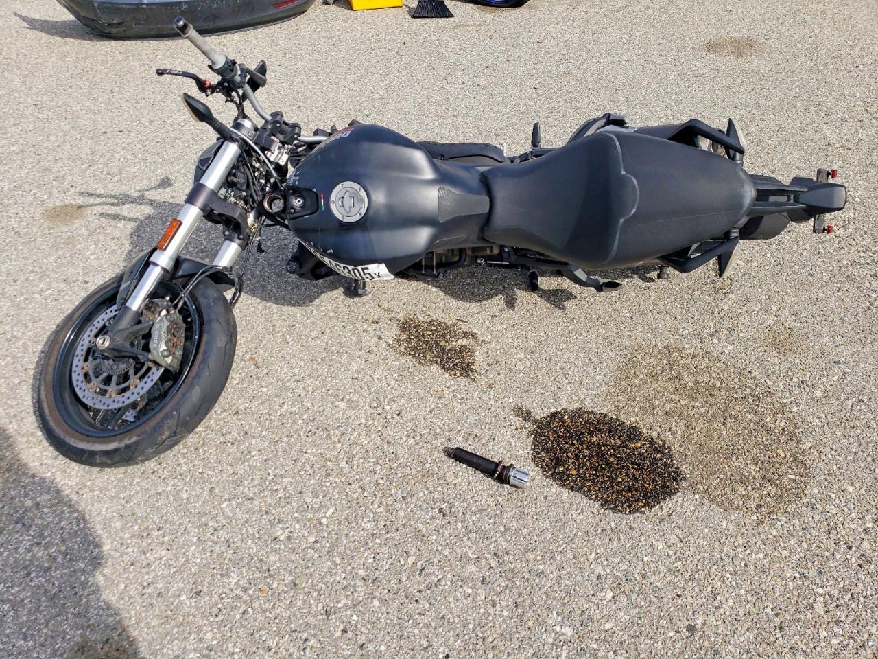 2015 Ducati Monster 821