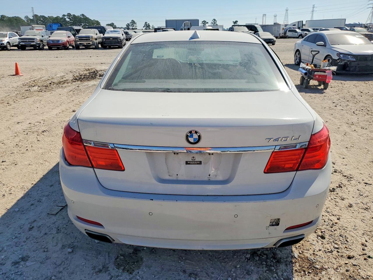2012 BMW 740 li