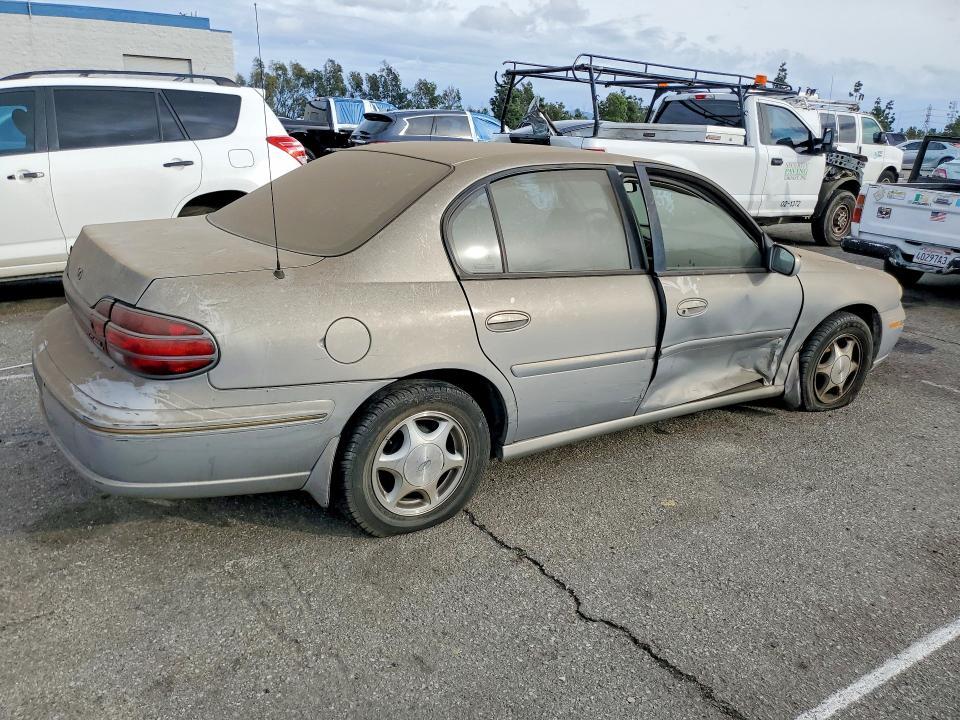 1999 Oldsmobile Cutlass gls