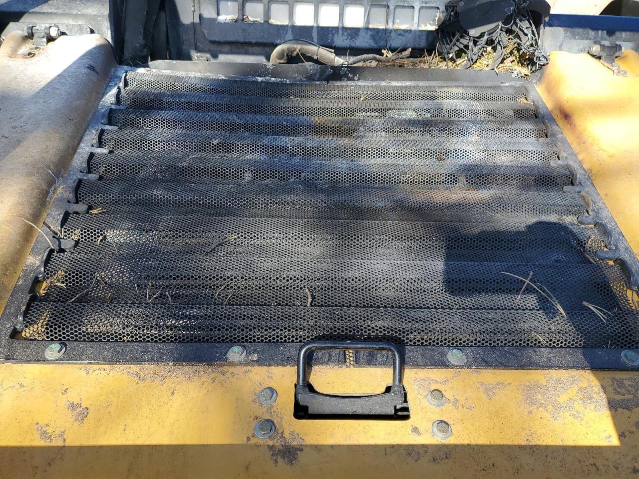 2016 ASV RT-120
