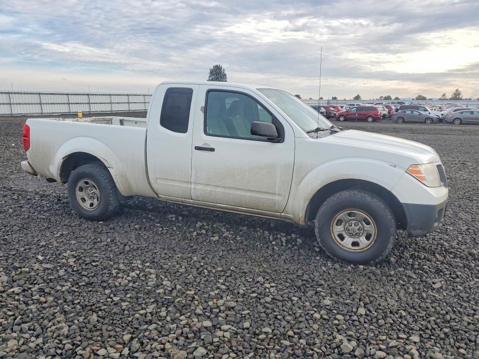 2017 Nissan Frontier s
