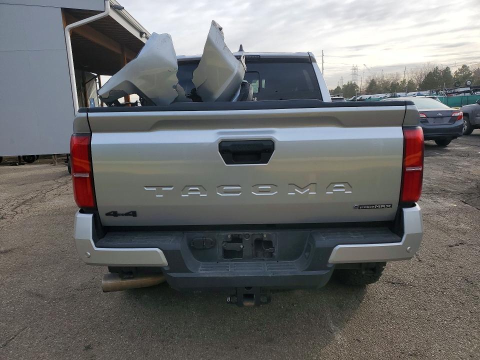 2024 Toyota Tacoma TRD OFF-ROAD HV