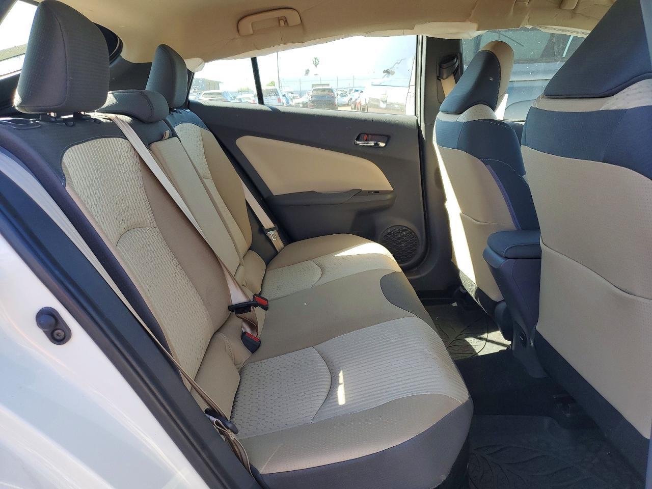 2018 Toyota Prius Three