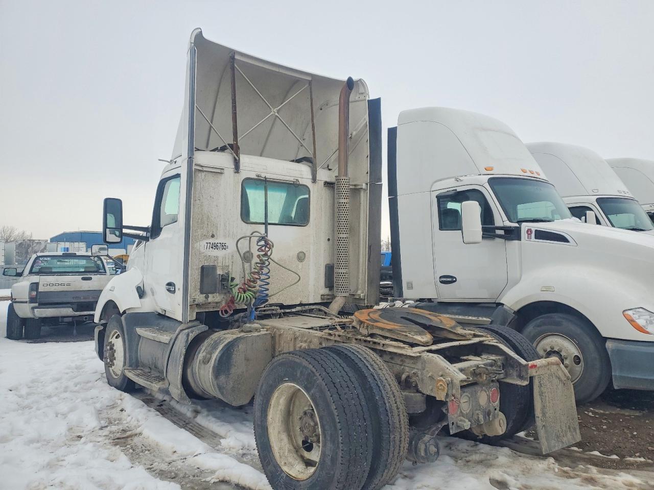 2016 Kenworth T680 Semi Truck