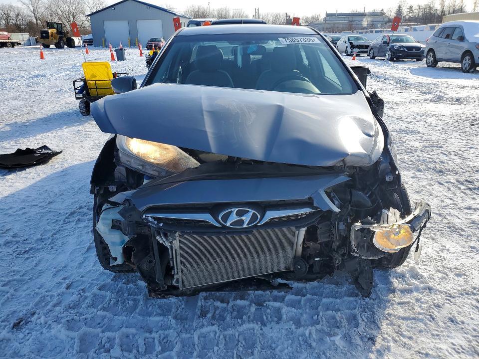 2013 Hyundai Accent gls