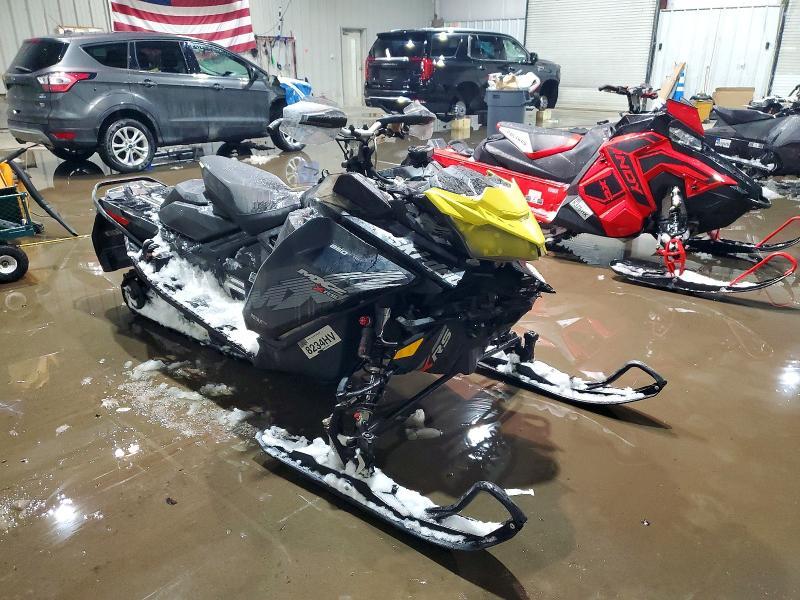 2018 Skidoo 2018 Skidoo MXZ