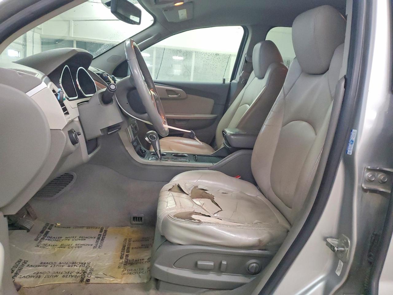 2011 Chevrolet Traverse lt