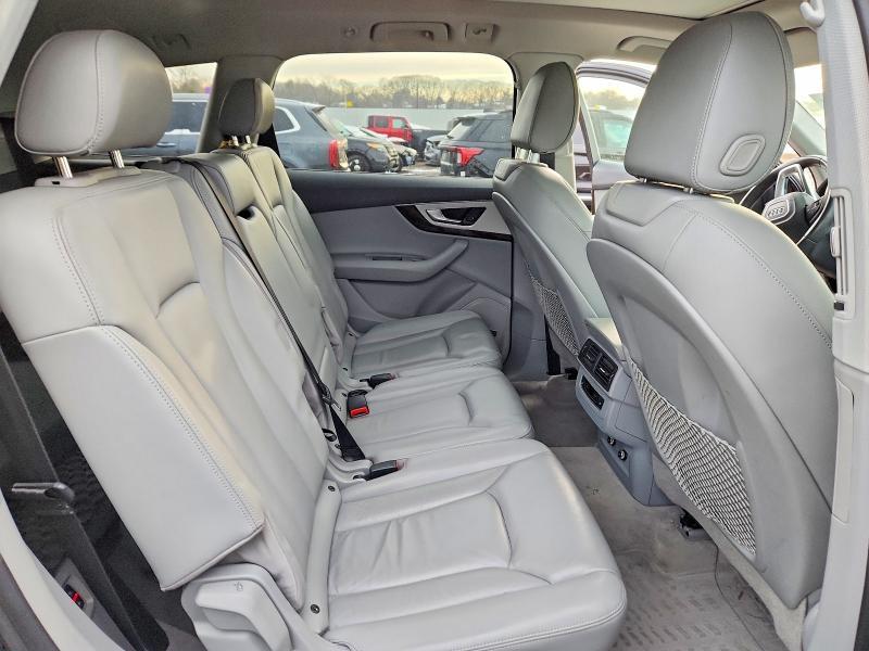 2019 Audi Q7 Premium Plus