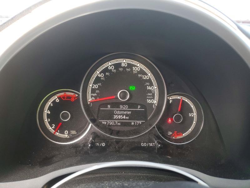 2019 Volkswagen Beetle s