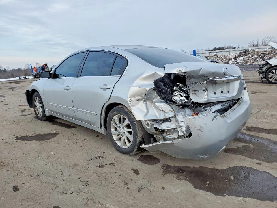 2010 Nissan Altima Base