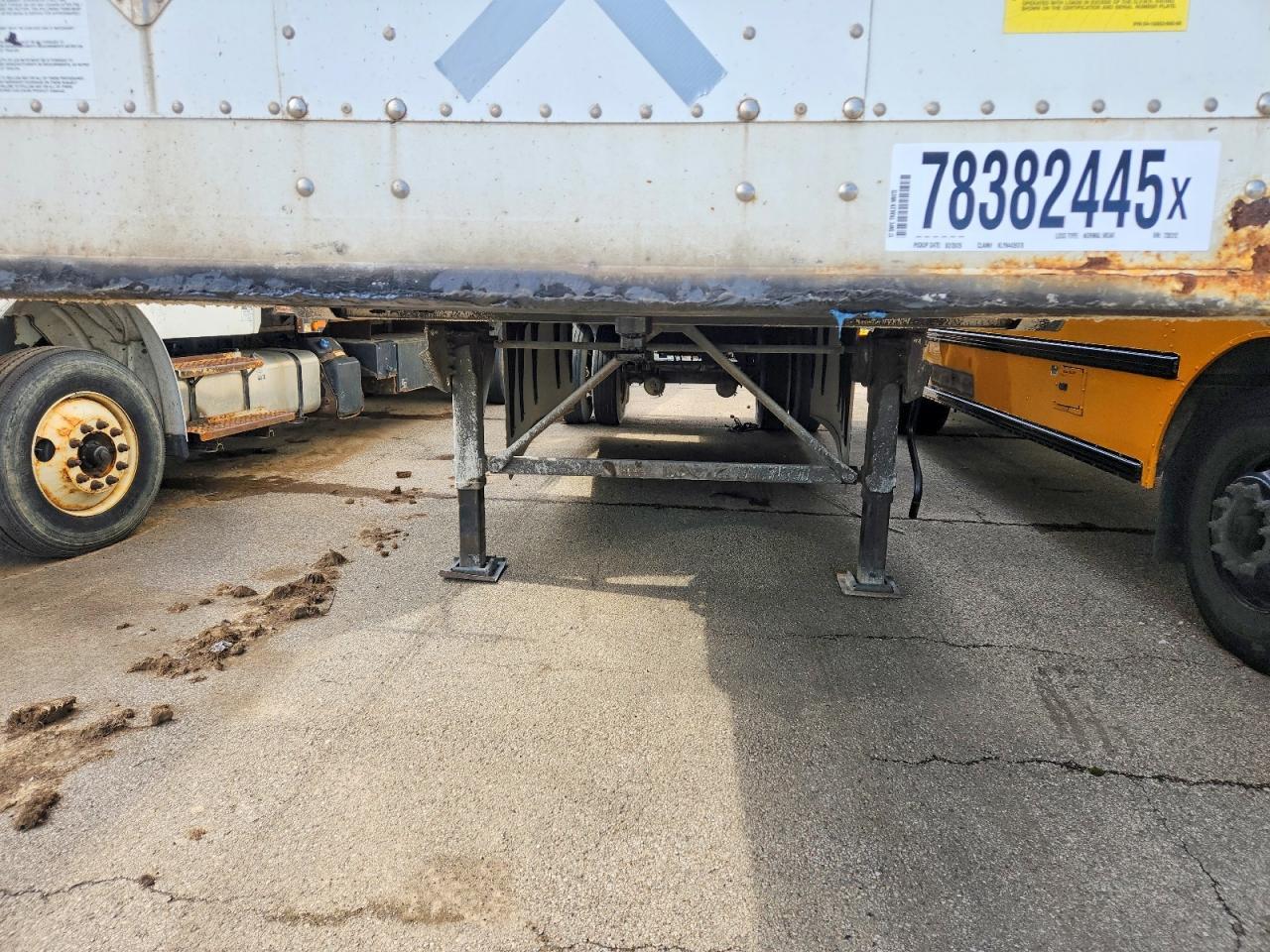 2017 Stoughton Trailers i