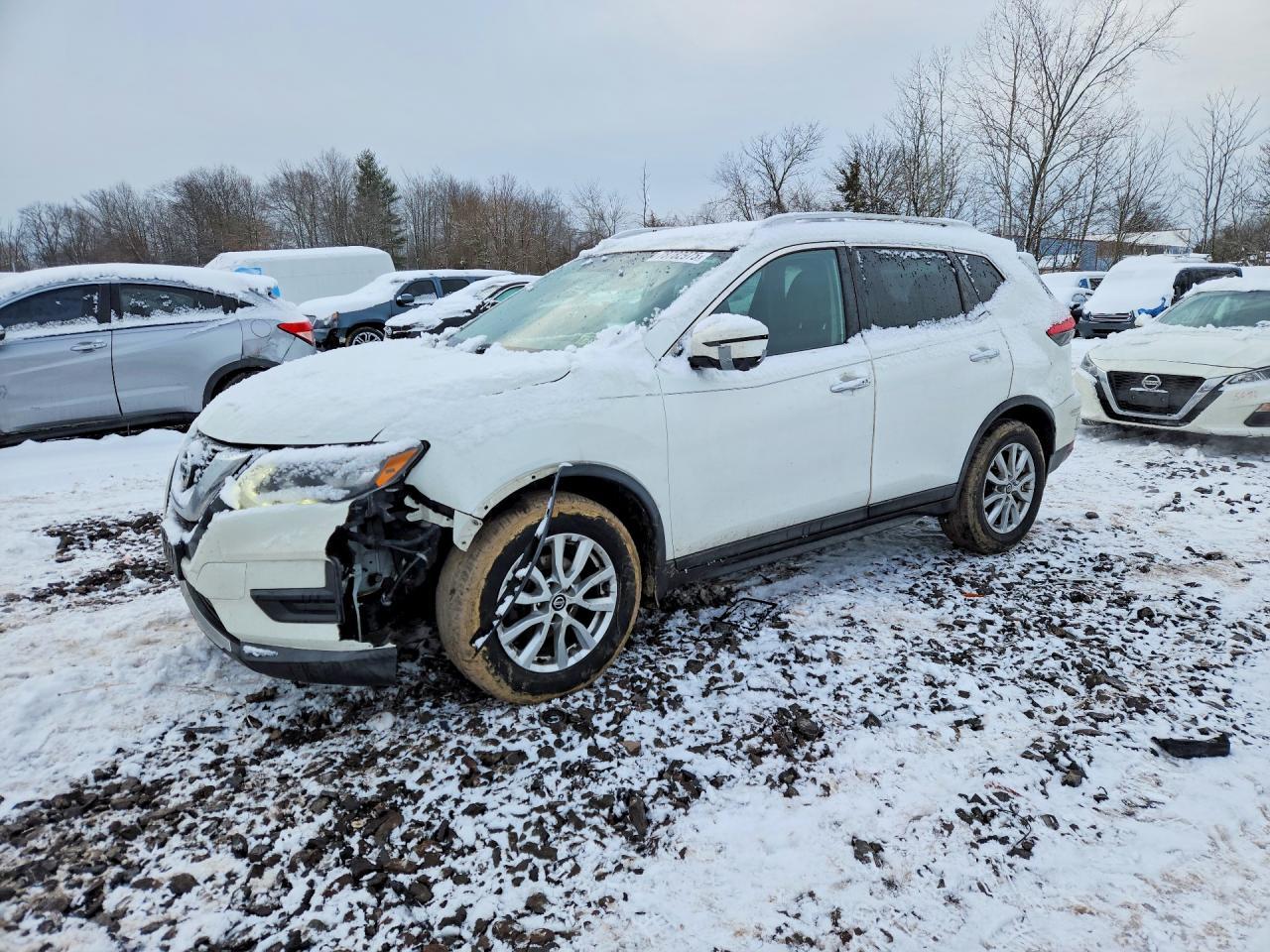 2017 Nissan Rogue sv