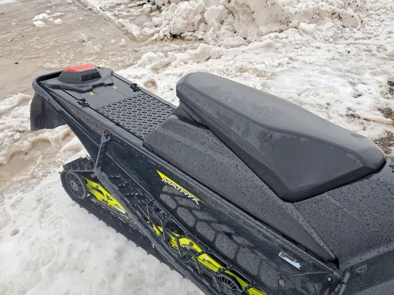 2022 Polaris Matryx