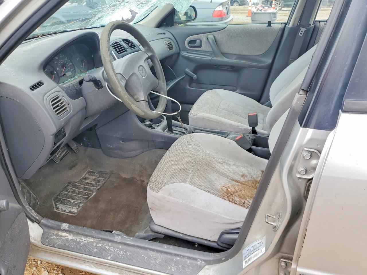 1999 Mazda Protege dx