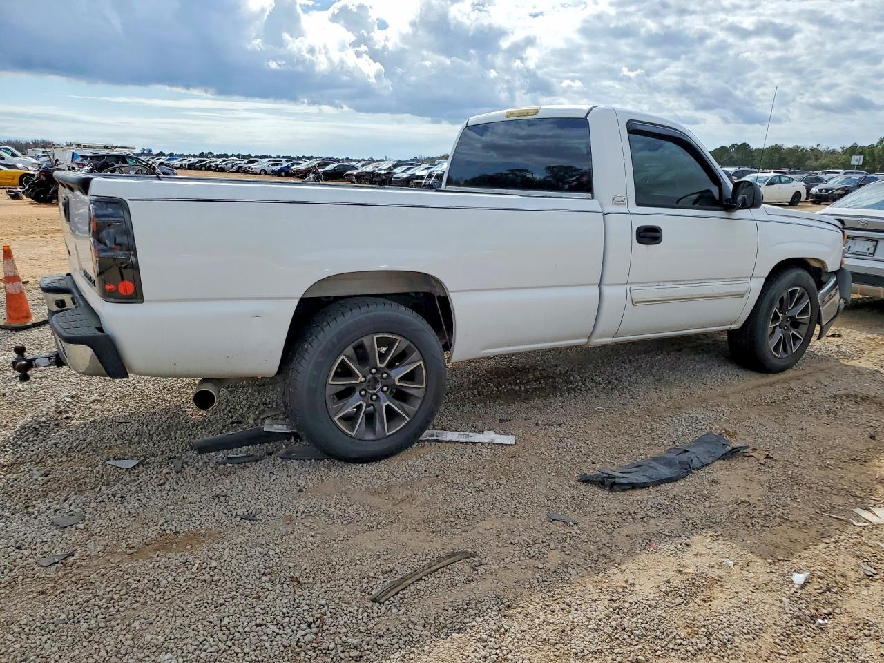 2004 Chevrolet Silverado C1500