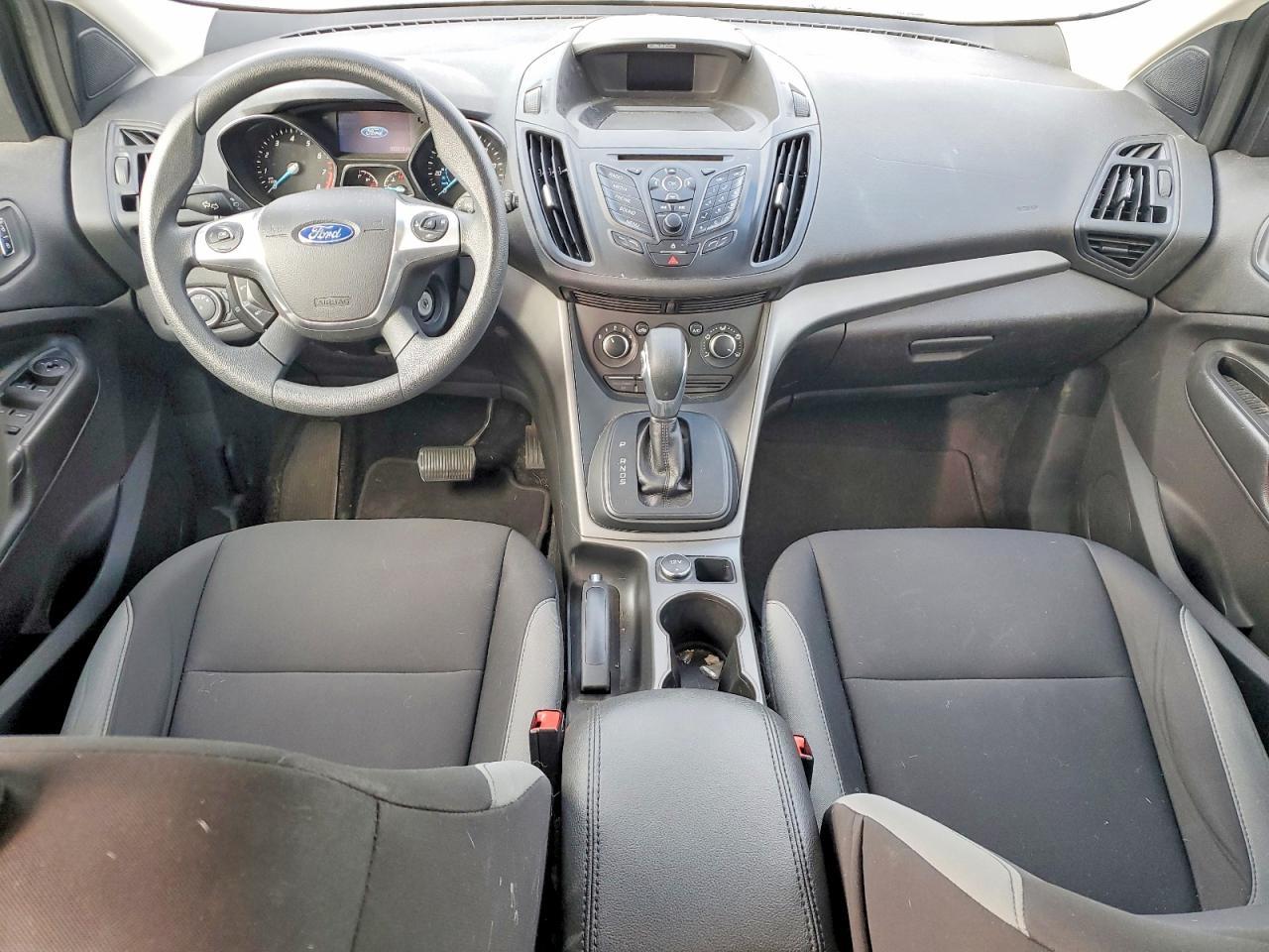 2015 Ford Escape s