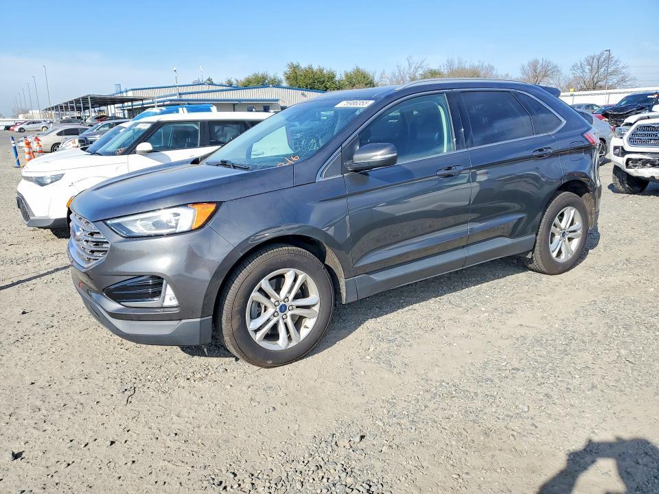 2019 Ford Edge sel
