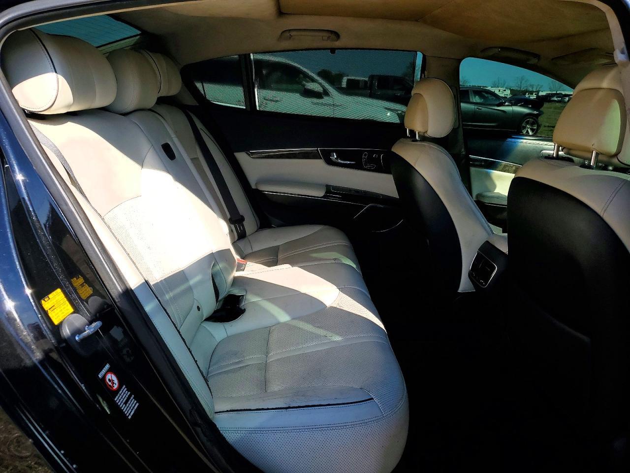 2015 KIA K900