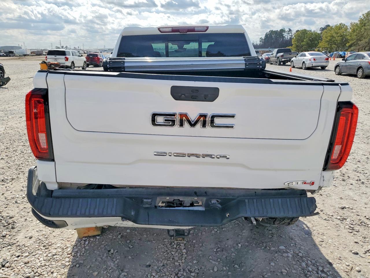2021 GMC Sierra K1500 AT4