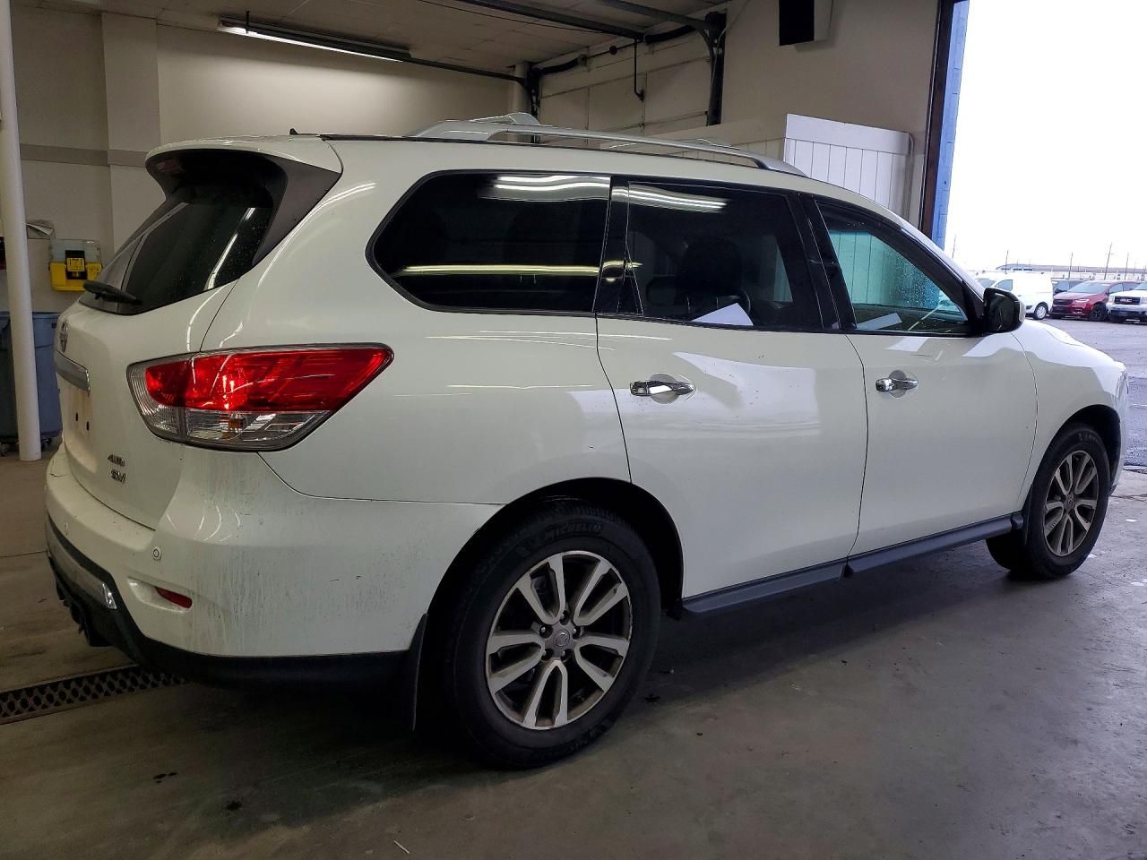 2013 Nissan Pathfinder s