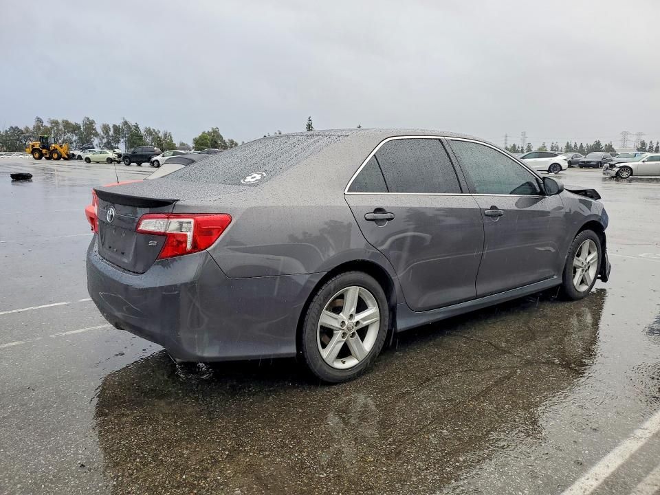 2013 Toyota Camry l