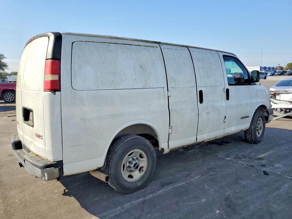 2003 GMC Savana G3500