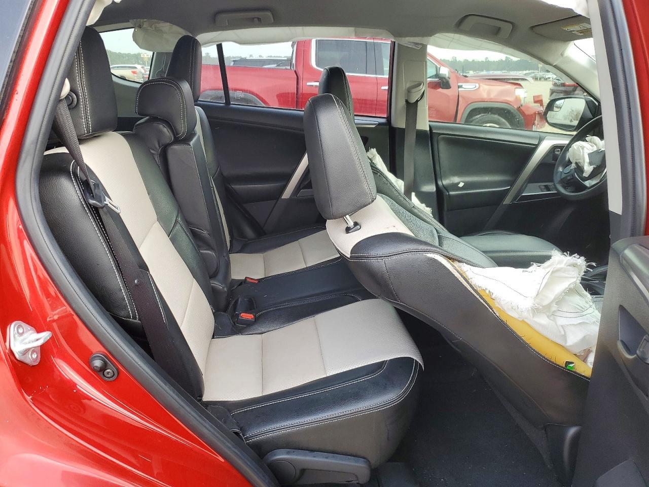 2016 Toyota Rav4 le
