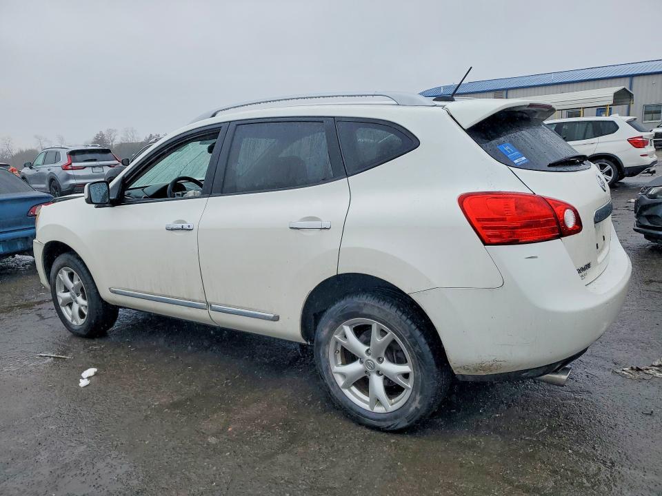 2011 Nissan Rogue s