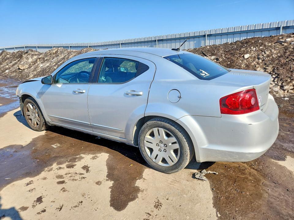 2012 Dodge Avenger se