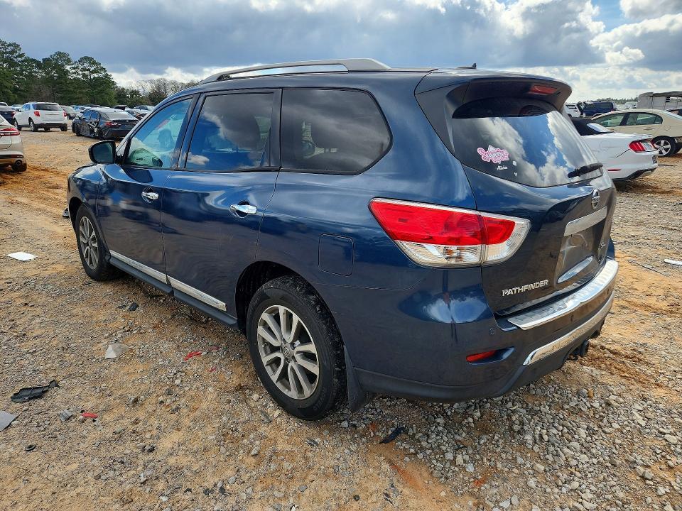 2015 Nissan Pathfinder s