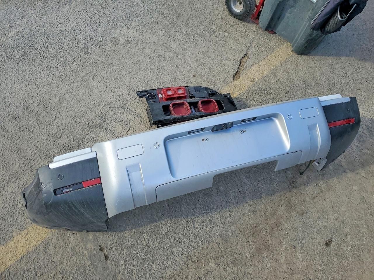 2021 Land Rover Defender 90 s