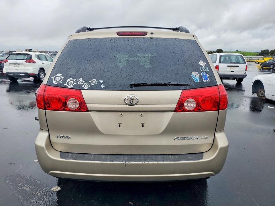 2006 Toyota Sienna ce