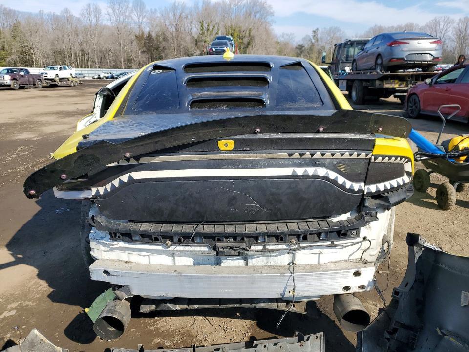 2018 Dodge Charger r