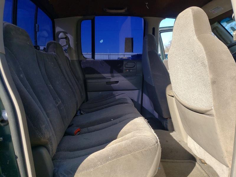 2002 Dodge Dakota Quad SLT