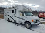 2006 Ford Econoline E450 Super Duty Cutaway Van