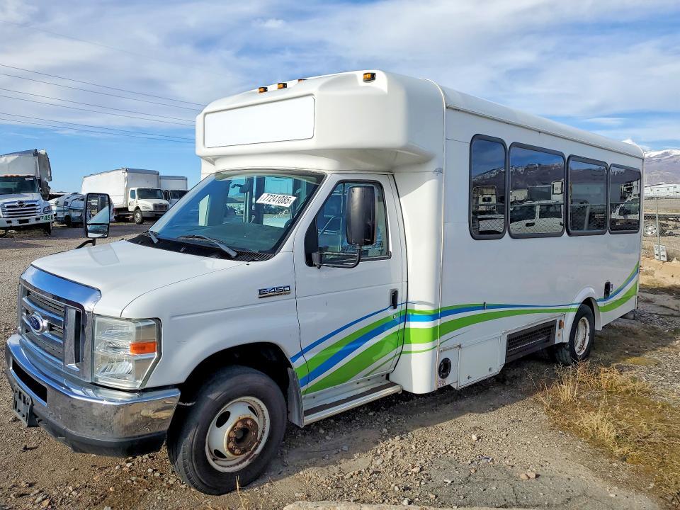 2016 Ford E450 Shuttle Bus