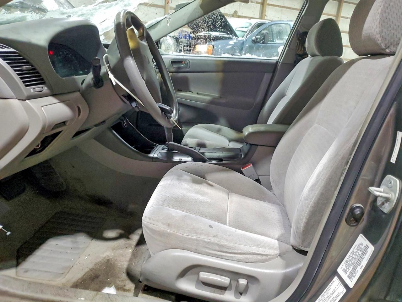 2003 Toyota Camry le