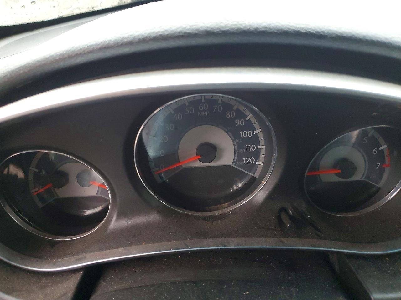 2013 Chrysler 200 lx