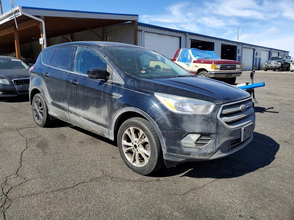 2017 Ford Escape s fwd