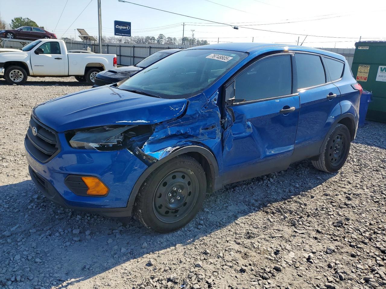 2019 Ford Escape s